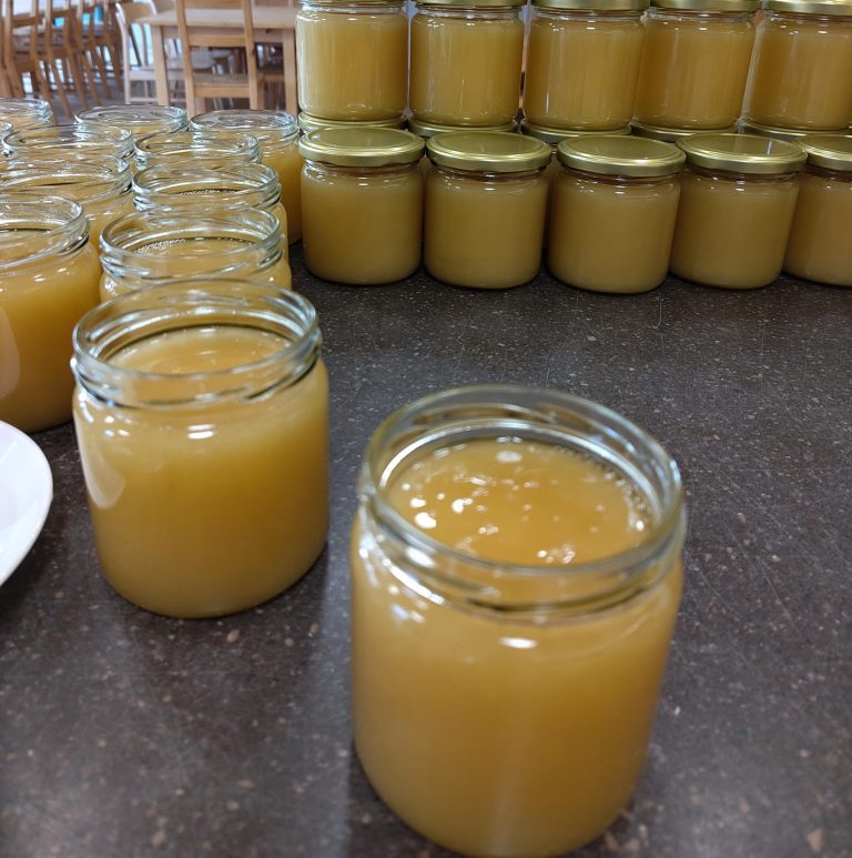 Honig dierek von der Alawi Am Hof